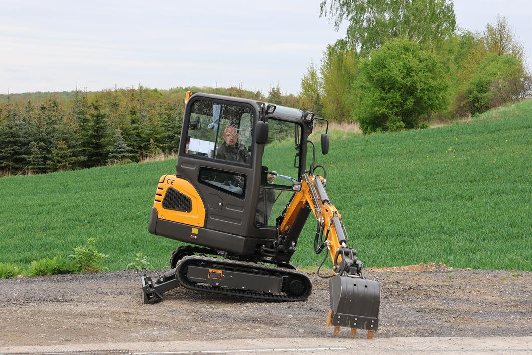 Mini-pelle APS KME20 – Image 12