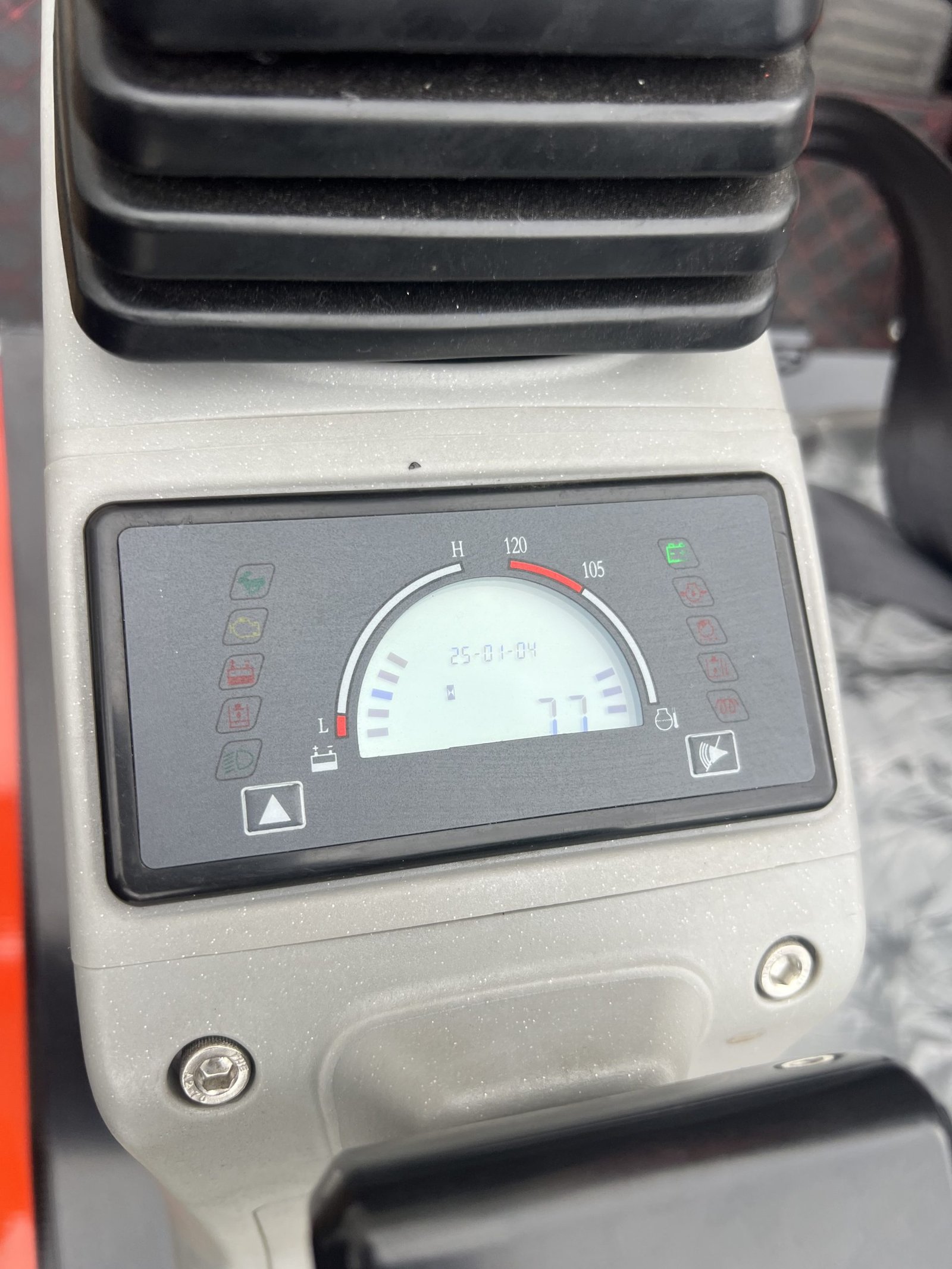 Mini Pelle Rotative Baimse 2500 kg, Moteur 3 Cylindres Kubota D1105 | Émeraude-Pelle – Image 19